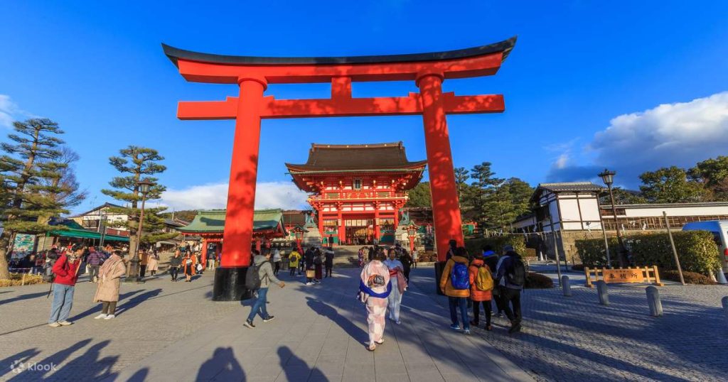 Tur Jalan Kaki Tur Kelompok Kecil Fushimi Inari Taisha Kyoto